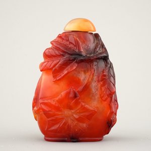 An attractive Chinese carved agate snuff bottle, 19/20th C. — photo 5