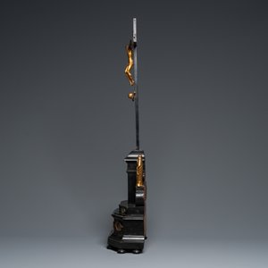 An ebonised wooden reliquary crucifix with gilt bronze corpus, Germany or Italy, 17/18th C. — photo 4