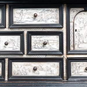 An ebony veneer cabinet with engraved ivory plaques, Italy, 17th C. — photo 11