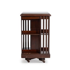 An Edwardian mahogany revolving bookcase — foto 3