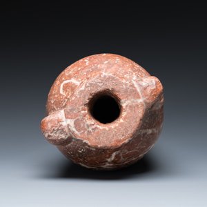 An Egyptian red Breccia jar, Predynastic period, 3500-2900 b.C. — 照片 5