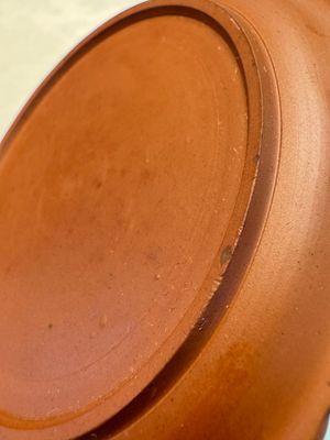 An English 4-piece engine-turned redware tea service, pseudo-Chinese marks, 2nd half 18th C. — foto 25
