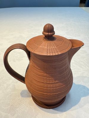 An English 4-piece engine-turned redware tea service, pseudo-Chinese marks, 2nd half 18th C. — foto 28