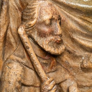 An English alabaster relief of 'The adoration of the magi', Nottingham, 15th C. — 照片 8