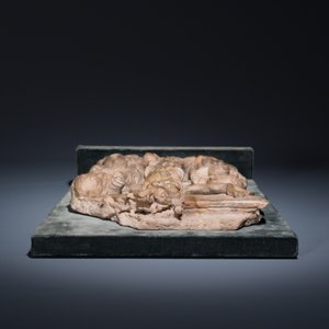 An English alabaster relief of 'The crucifixion', Nottingham, 15th C. — photo 4