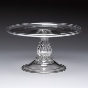 An English glass pedestal tazza, 18th C. — photo 1