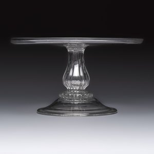 An English glass pedestal tazza, 18th C. — photo 4