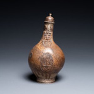 An English silver-mounted stoneware bellarmine jug, Frechen, 17th C. — 照片 2