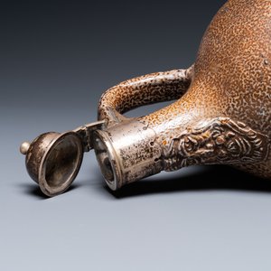 An English silver-mounted stoneware bellarmine jug, Frechen, 17th C. — 照片 8