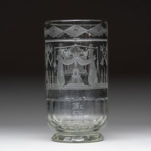 An engraved 'masonic' glass vase, freemasonry, 19/20th C. — 照片 4