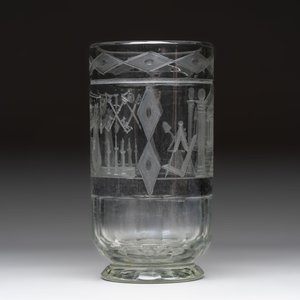 An engraved 'masonic' glass vase, freemasonry, 19/20th C. — 照片 5