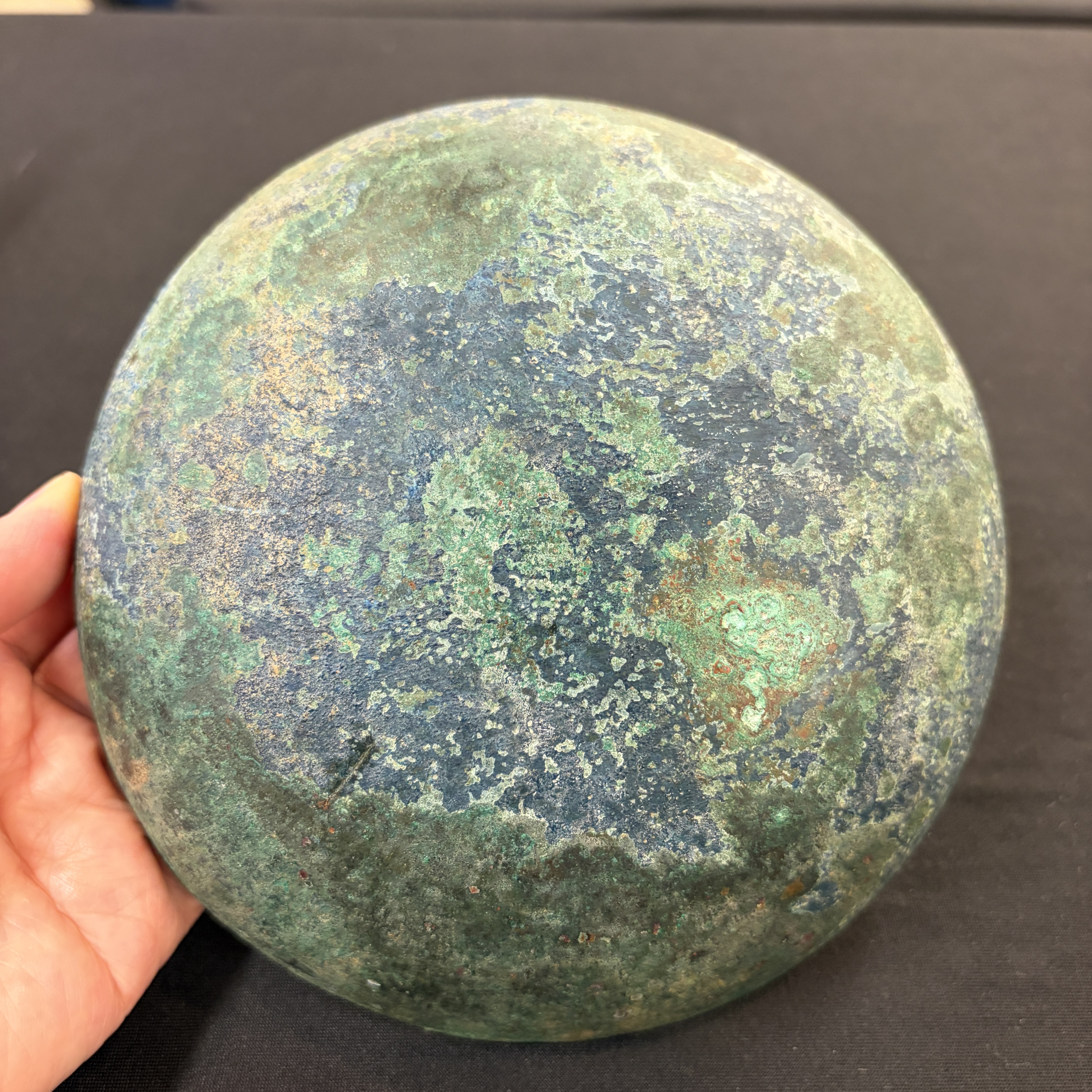 An Etruscan bronze shallow bowl — photo 8