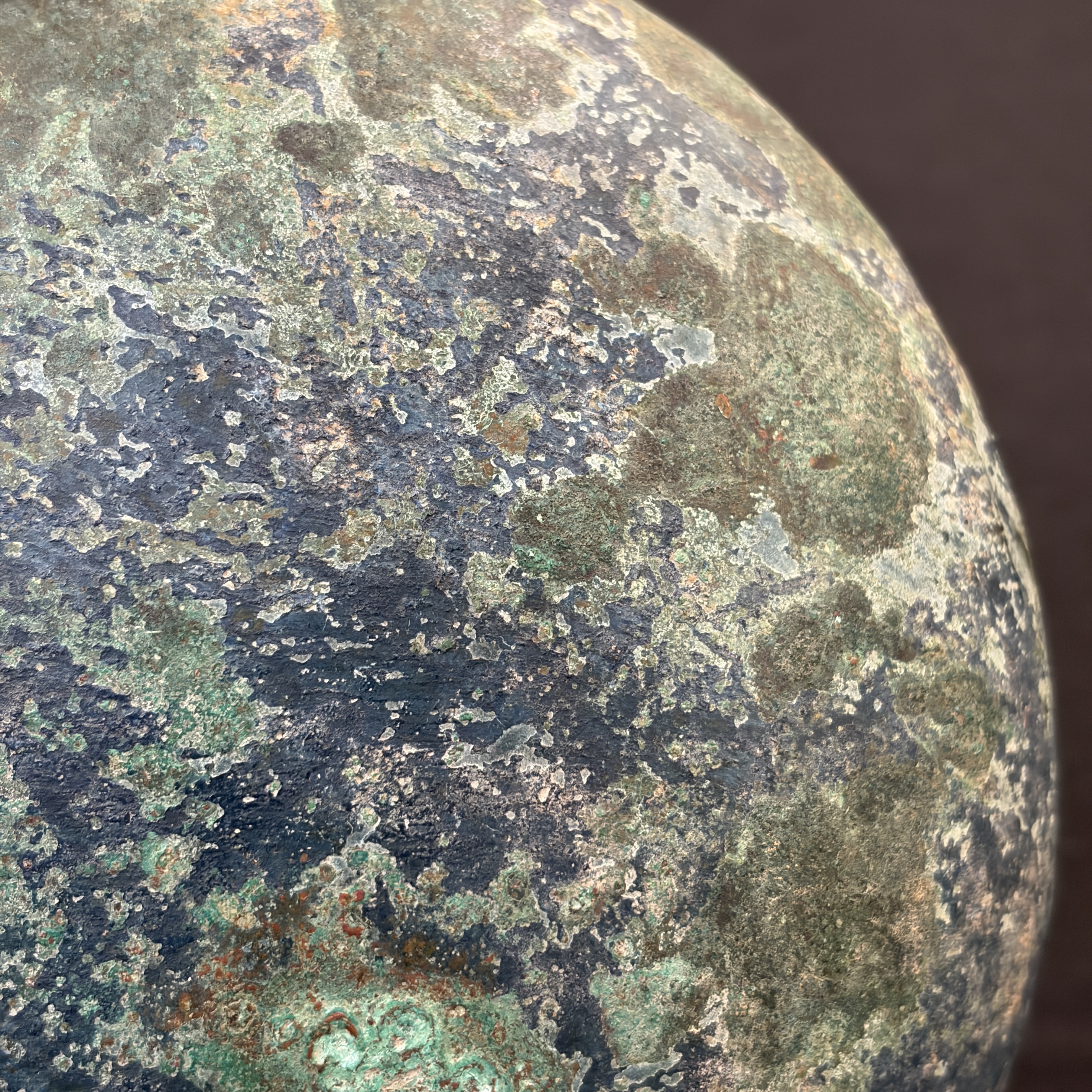 An Etruscan bronze shallow bowl — photo 13