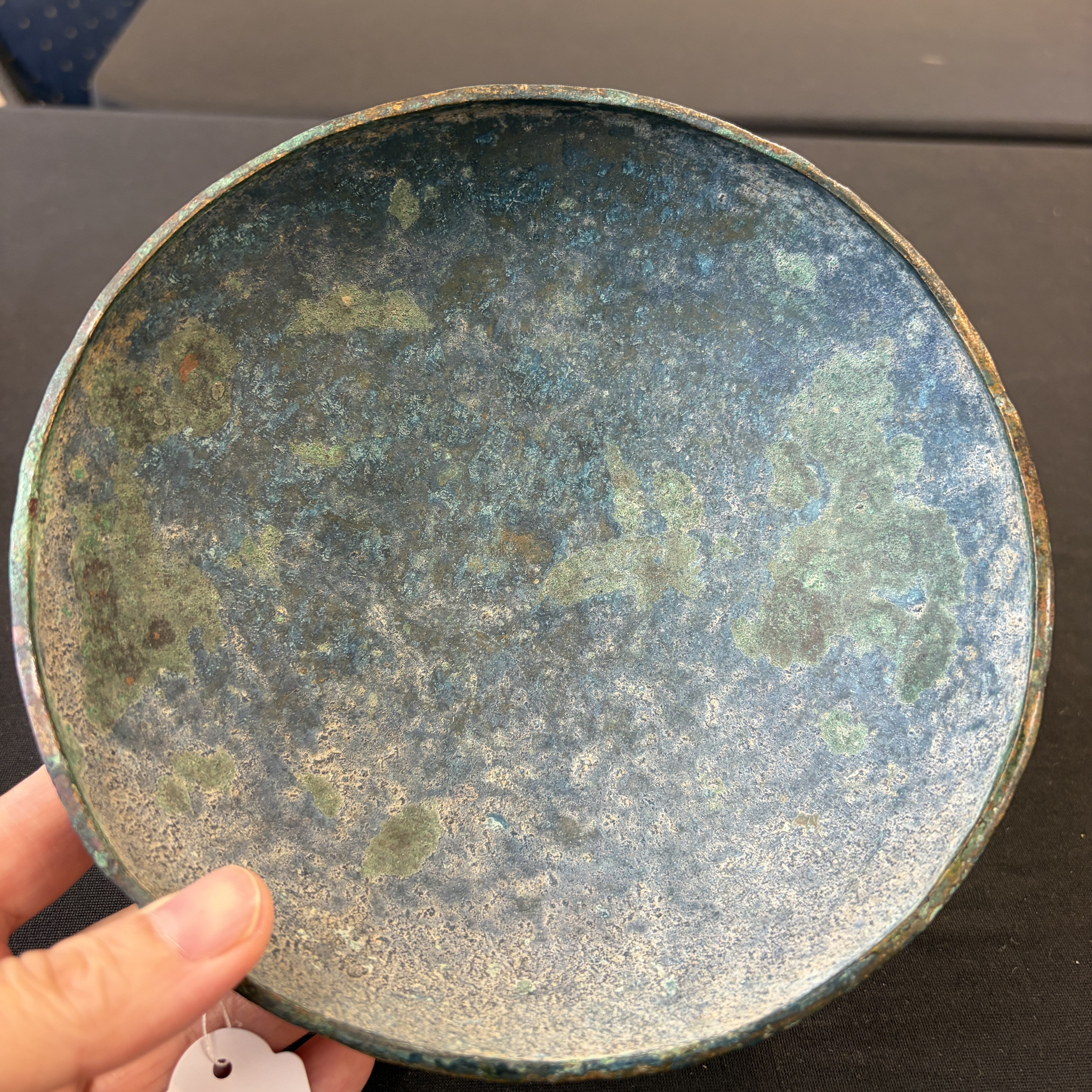 An Etruscan bronze shallow bowl — photo 1