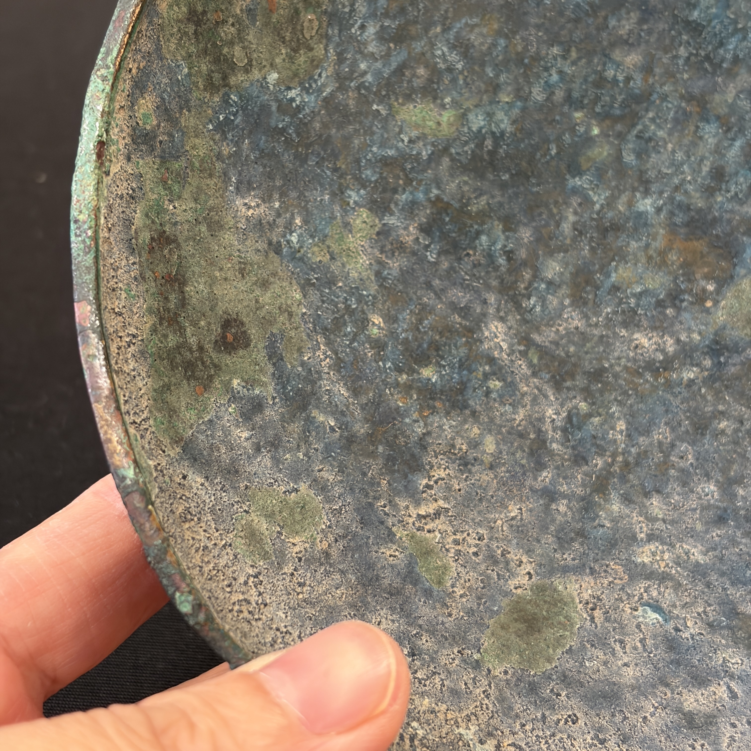 An Etruscan bronze shallow bowl — photo 5