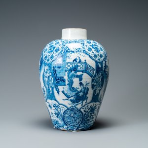 An exceptional and large Dutch Delft blue and white chinoiserie vase, 17/18th C. — photo 8