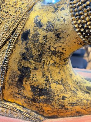 An exceptional and large gilt-lacquered bronze figure of the reclining Parinirvana Buddha, Thailand, 18th C. — 照片 33