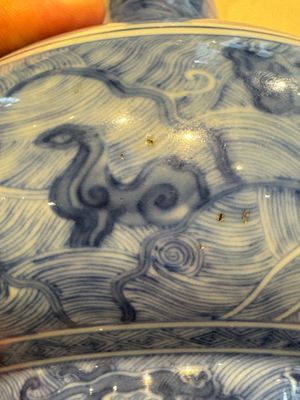 An exceptional Chinese blue and white 'mythic animals' garlic-mouth bottle vase on wooden stand, Kangxi mark and of the period — photo 14