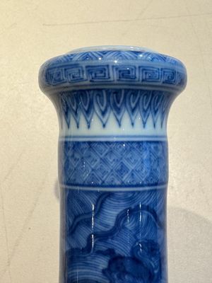 An exceptional Chinese blue and white 'mythic animals' garlic-mouth bottle vase on wooden stand, Kangxi mark and of the period — photo 17