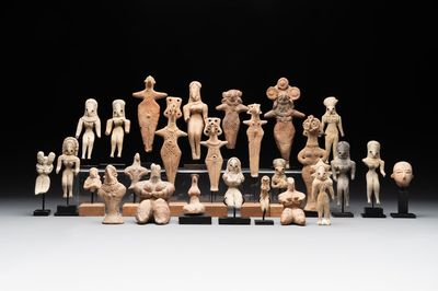 An exceptional collection of terracotta idols, Mehrgarh, Syro-Hittite states and Indus Valley, 35th/3rd C. B.C.