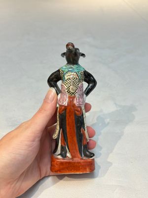 An exceptional complete set of twelve Chinese famille rose zodiac figures, Ge Yi Tai Zao 戈益泰造 marks, Republic — 照片 55