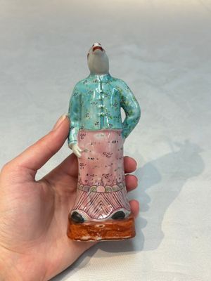An exceptional complete set of twelve Chinese famille rose zodiac figures, Ge Yi Tai Zao 戈益泰造 marks, Republic — 照片 61