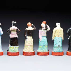 An exceptional complete set of twelve Chinese famille rose zodiac figures, Ge Yi Tai Zao 戈益泰造 marks, Republic — 照片 11