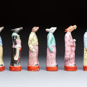 An exceptional complete set of twelve Chinese famille rose zodiac figures, Ge Yi Tai Zao 戈益泰造 marks, Republic — 照片 6