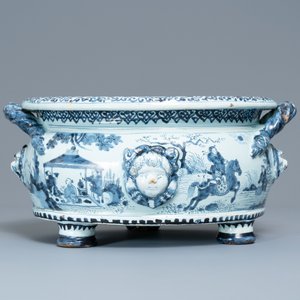 An exceptional Dutch Delft blue and white chinoiserie jardinière, late 17th C. — photo 2