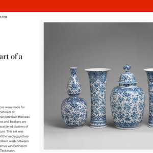 An exceptional large blue and white Dutch Delft garniture of three vases, late 17th/early 18th C. — 照片 11