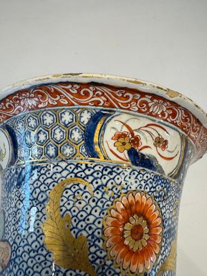 An exceptional polychrome Dutch Delft five-piece garniture in Chinese Kangxi style, first quarter 18th C. — photo 25