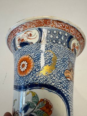 An exceptional polychrome Dutch Delft five-piece garniture in Chinese Kangxi style, first quarter 18th C. — photo 26