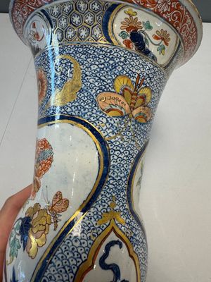 An exceptional polychrome Dutch Delft five-piece garniture in Chinese Kangxi style, first quarter 18th C. — photo 5