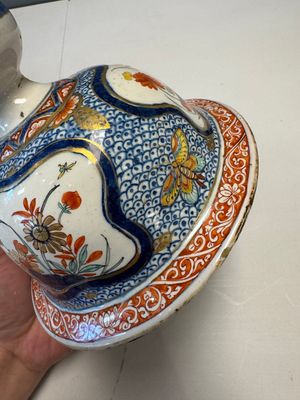 An exceptional polychrome Dutch Delft five-piece garniture in Chinese Kangxi style, first quarter 18th C. — photo 51