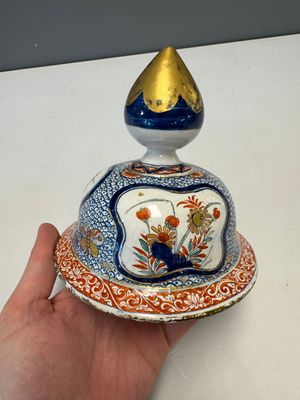 An exceptional polychrome Dutch Delft five-piece garniture in Chinese Kangxi style, first quarter 18th C. — photo 72