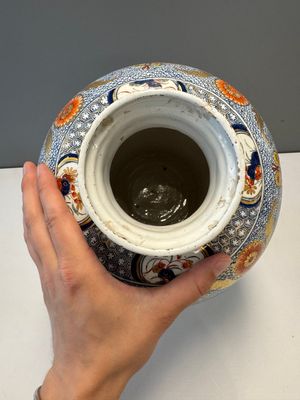 An exceptional polychrome Dutch Delft five-piece garniture in Chinese Kangxi style, first quarter 18th C. — photo 89