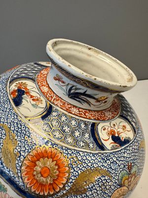 An exceptional polychrome Dutch Delft five-piece garniture in Chinese Kangxi style, first quarter 18th C. — photo 91