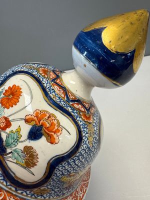 An exceptional polychrome Dutch Delft five-piece garniture in Chinese Kangxi style, first quarter 18th C. — photo 100