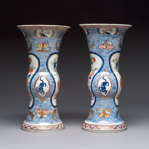 An exceptional polychrome Dutch Delft five-piece garniture in Chinese Kangxi style, first quarter 18th C. — photo 13