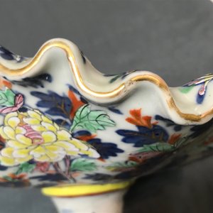 An exceptional three-piece Chinese famille rose epergne milieu-de-table, 19th C. — photo 16