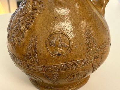 An exceptionally fine pewter-lidded stoneware bellarmine jug with portrait medallions, Cologne, Germany, 2nd quarter 16th C. — photo 7