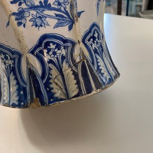 An exceptionally large blue and white baluster vase with naturalistic design, Delft or Frankfurt, late 17th C. — 照片 27