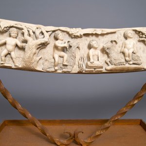 An exceptionally large carved ivory 'Bacchants' tusk, France or Italy, 18th C. — photo 7