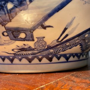 An exceptionally large Chinese blue and white bowl, Kangxi — photo 49