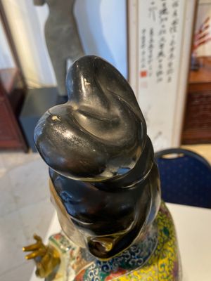 An exceptionally large Chinese famille rose sculpture of Guanyin, Li Fu Xing Hao 李福興號 seal mark, 19th C. — 照片 12
