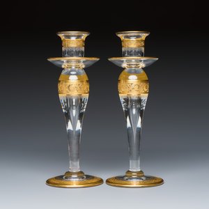 An extensive 53-piece French gilt-decorated 'Thistle Gold' crystal glass service with two decanter labels and a pair of candlesticks — photo 16