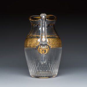 An extensive 53-piece French gilt-decorated 'Thistle Gold' crystal glass service with two decanter labels and a pair of candlesticks — photo 4