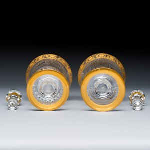 An extensive 53-piece French gilt-decorated 'Thistle Gold' crystal glass service with two decanter labels and a pair of candlesticks — photo 50