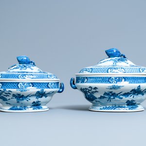 An extensive Chinese blue and white 'hunting scene' service, 18/19th C. — 照片 12