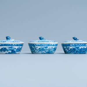 An extensive Chinese blue and white 'hunting scene' service, 18/19th C. — 照片 29